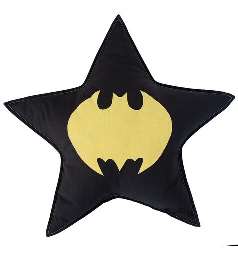 Игрушка-подушка "Звезда Бэтмена"